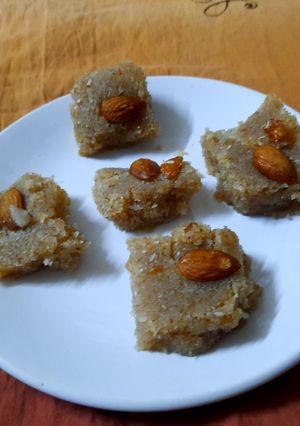 A picture of Coconut burfi.