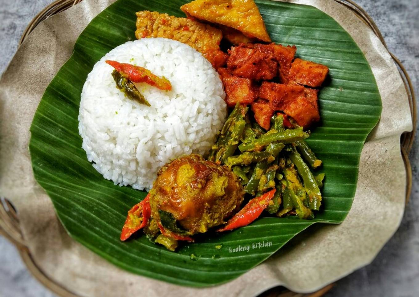 Nasi Campur Telur Acar Kuning & Sambal Kentang