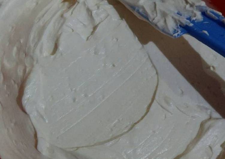 Langkah Mudah untuk Menyiapkan Butter Cream simple yang Menggugah Selera