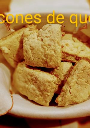 Una foto de Scones de queso 🧀