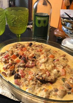 Una foto de Solomillo strogonoff en salsa de champiñones