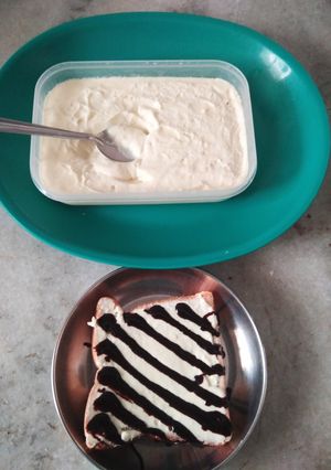 A picture of Homemade Cheese Spread and Cheese-chocolate Slice.
