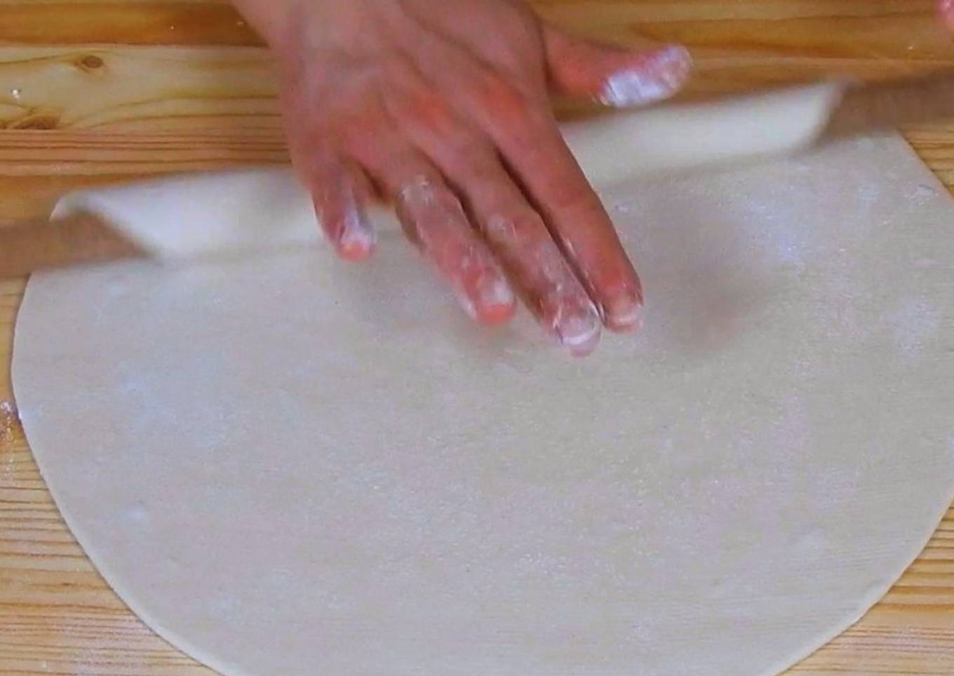 Greek phyllo pastry sheets for savoury pies, version 1
