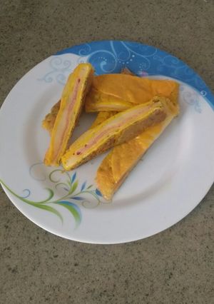 Una foto de Bastoncitos de Omelette: 😋