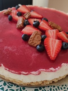 Epres Vanília Torta (tej és-tojásmentes, sütés nélkül) recept fotója