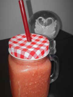 صورة لوصفة عصير فراوله بالبرتقال 🍓🍊