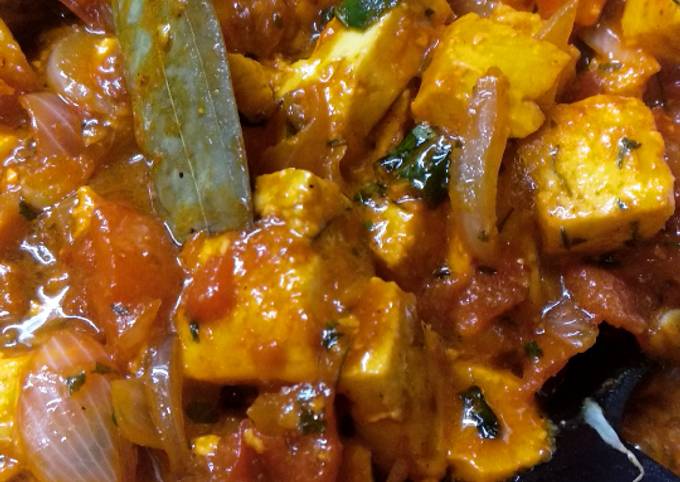 Saucy spicy paneer recipe main photo