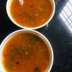 A picture of Tomatoes soup.