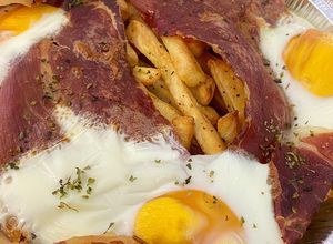 Foto principal de Huevos rotos con jamón airfryer