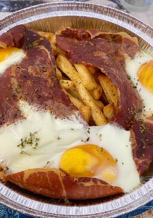 Una foto de Huevos rotos con jamón airfryer