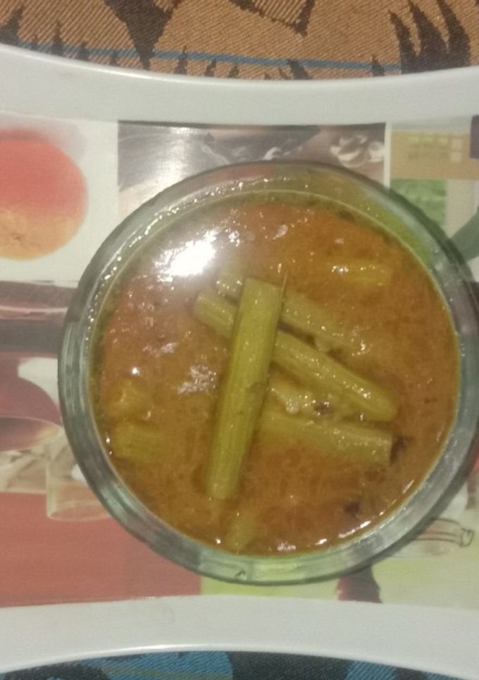 सहजन की सब्ज़ी (sahjan ki sabzi recipe in Hindi) रेसिपी मुख्य फोटो