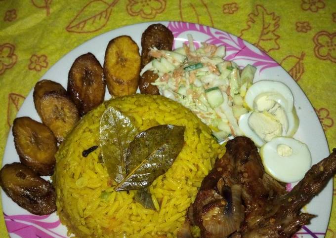 Recipe of Award-winning Fried rice,pep chicken,dodo and coleslaw