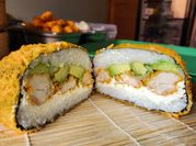 Una foto de almuerzo sushi