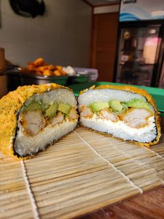 Una foto de Sushi Burger