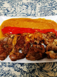 Una foto de Cordero en salsa de zanahorias