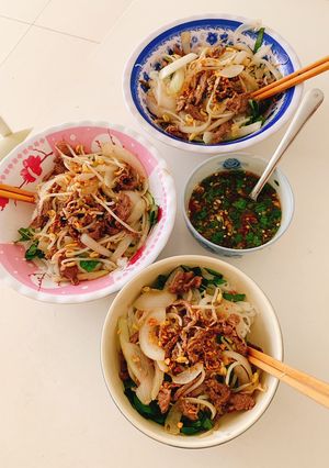 Hình của món Bún xào bò.