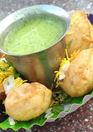 પાણીપુરી (Panipuri Recipe In Gujarati) રેસીપી મુખ્ય ફોટો