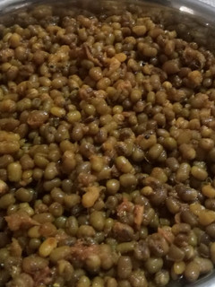 સિમ્પલ ટેસ્ટી છૂટા મગ રેસીપી મુખ્ય ફોટો