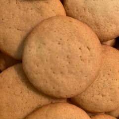 A picture of Butter Wafers.
