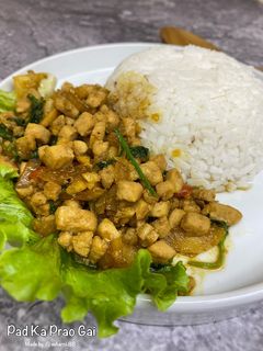 Foto resep Pad Ka Prao Gai (Thai Chicken Basil) ผัดกระเพราไก่