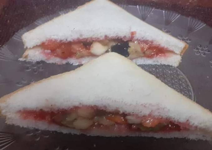 Mix fruit chaat sandwich