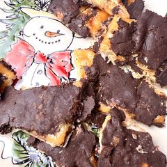 A picture of Chocolate Toffee Bark.