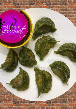 A picture of Veg spinach momos.