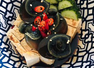 Hình của món Hột vịt bắc thảo đậu hủ non.