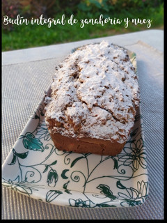 Una foto de Budín integral de zanahoria y nuez
