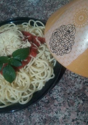 Une photo de Spaghetti à la sauce tomate 😋