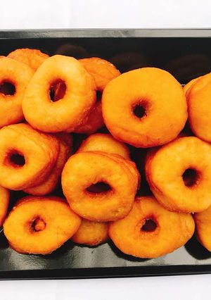 A picture of Mini orange doughnut.