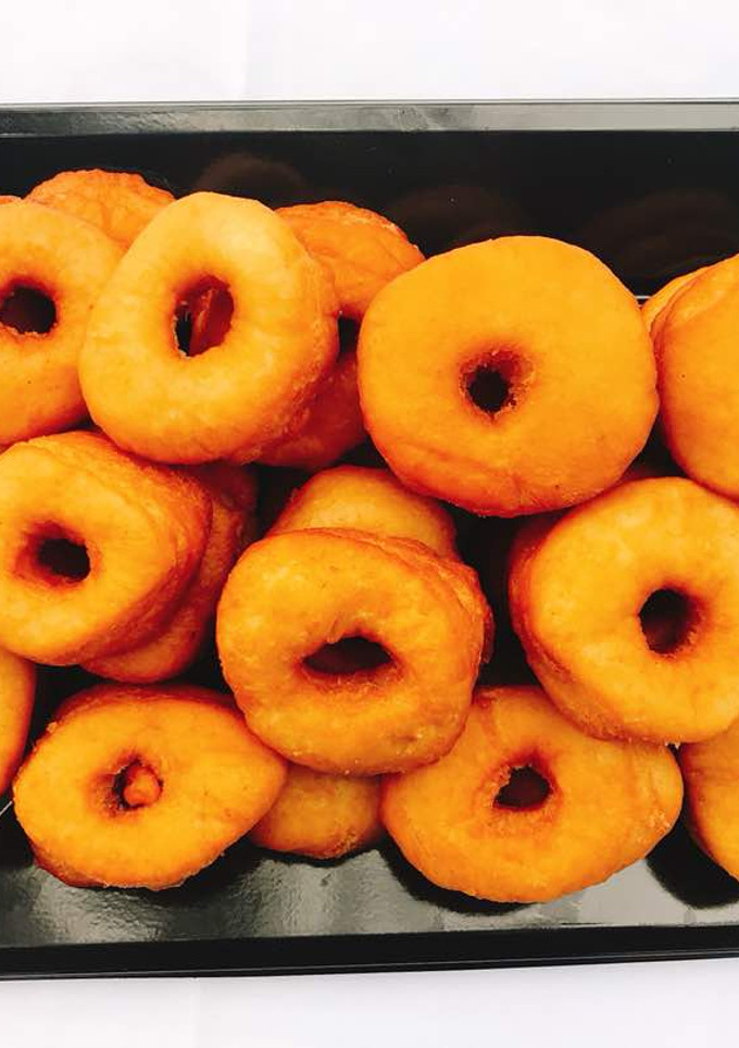 A picture of Mini orange doughnut.