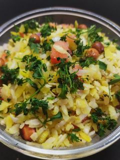 दडपे पोहे (dadpe pohe recipe in marathi) रेसिपी चे मुख्य फोटो 
