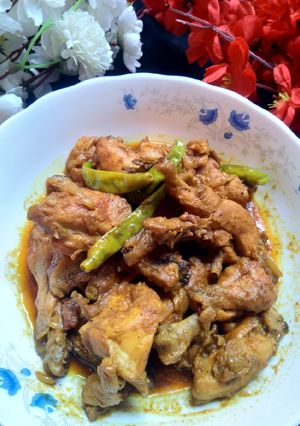 ঝাল আচারি চিকেন রোস্ট রেসিপির প্রধান ছবি