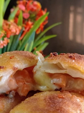 Langkah Mudah untuk Membikin Resep Kulit risol lembut anti sobek yang Lezat Sekali Anti Ribet, Bikin Ngiler