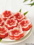 Kue Lapis Bunga (Flower Layer Cake)