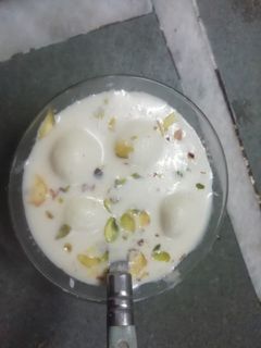 અંગુર રબડી (Angoor Rabdi Recipe In Gujarati) રેસીપી મુખ્ય ફોટો