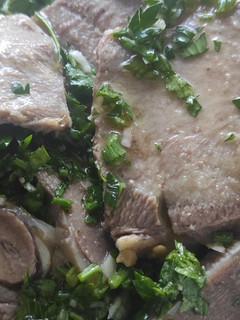 Una foto de Lengua a la vinagreta