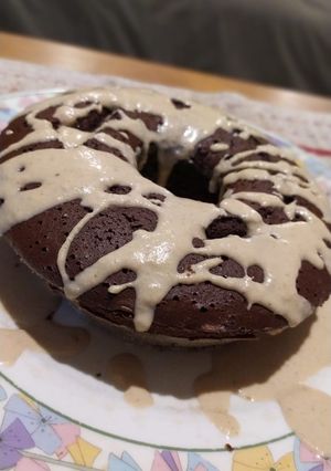 Una foto de Budín de Algarroba y crema de castañas de cajú