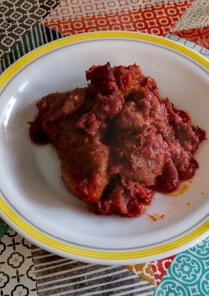 Una foto de 🍲 Albóndigas con tomate