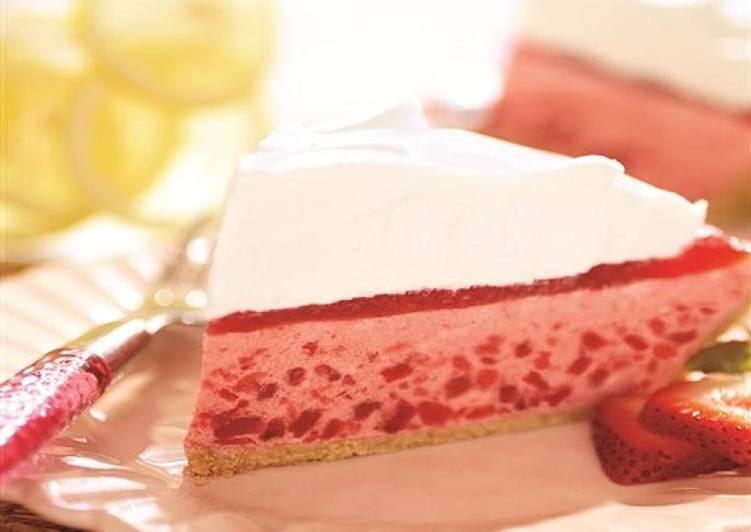 No-Bake Strawberry Pie