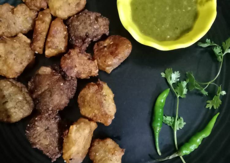 Recipe of Delicious Moong dal fitters(pakora)
