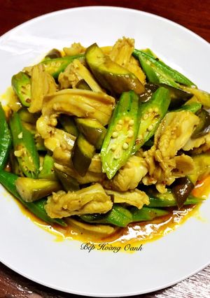 Hình của món Sụn Gà Xào Bơ Sa Tế.