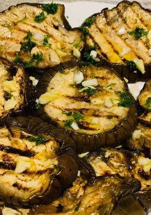 Foto di Melanzane grigliate, alla piastra o in padella velocissime da fare #iocucinosostenibile
