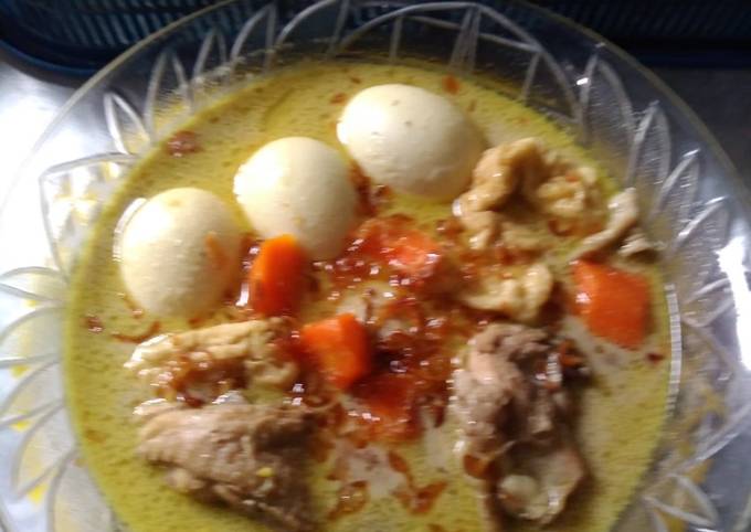 Opor ayam/telur