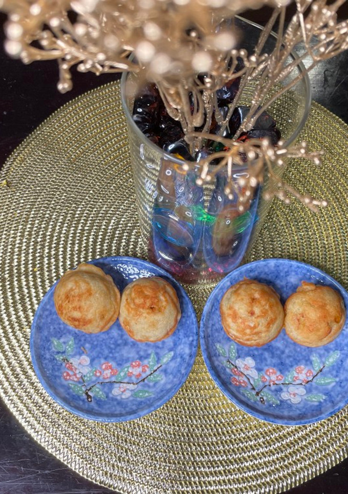 பனானா பேன்கேக் பால்ஸ் / வாழைப்பழ பந்துகள் (banana pancake balls recipe in tamil) செய்முறை முக்கிய புகைப்படம்