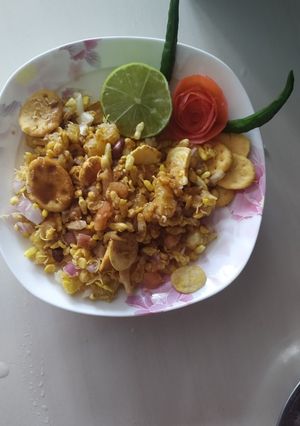 भेल पूरी (Bhel puri recipe in hindi) रेसिपी मुख्य फोटो