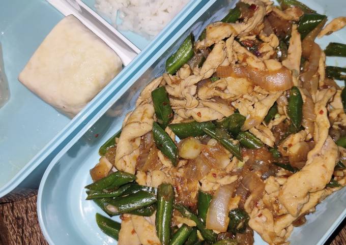 Cara Gampang Menyiapkan Buncis Ayam Saus Tiram (No Minyak) Anti Gagal