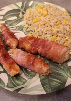Baconbe tekert csirkehús recept fotója