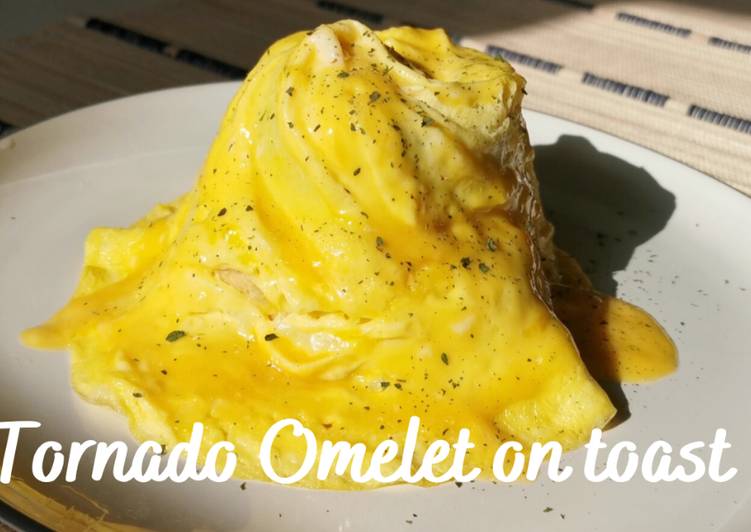 Recipe of Appetizing Tornado Omelet on Toast (Swirl omelet)